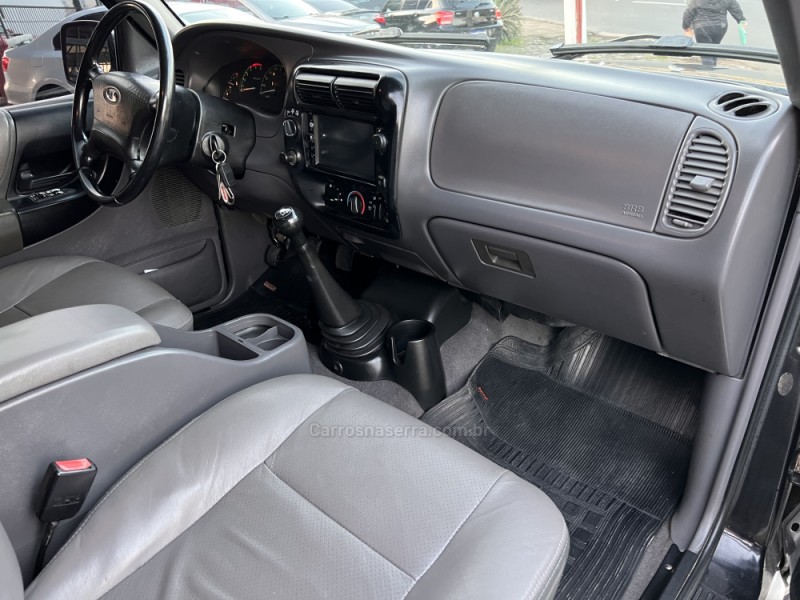 RANGER 2.8 XLT LIMITED 4X4 CD 8V TURBO INTERCOOLER DIESEL 4P MANUAL - 2005 - TAQUARA