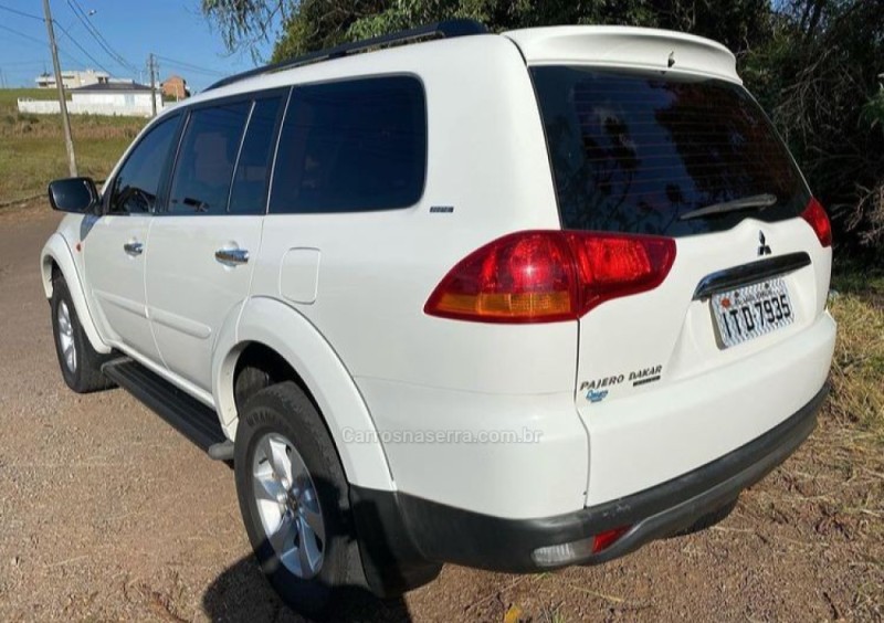 PAJERO DAKAR 3.2 4X4 16V 7 LUGARES TURBO INTERCOOLER DIESEL 4P AUTOMÁTICO - 2012 - LAGOA VERMELHA