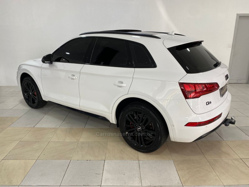 Q5 2.0 TFSI AMBITION S TRONIC 16V GASOLINA 4P AUTOMÁTICO - 2018 - CAXIAS DO SUL