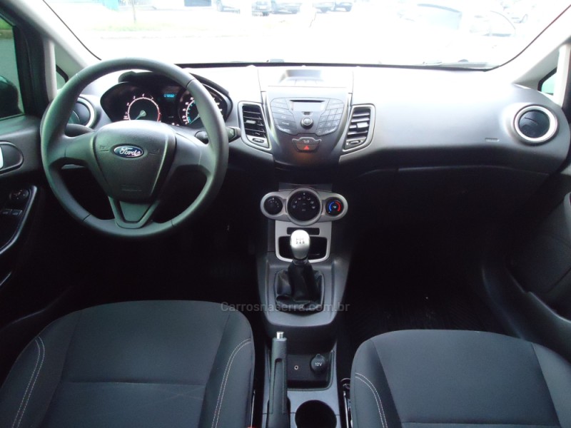 FIESTA 1.6 SE STYLE HATCH 16V FLEX 4P MANUAL - 2017 - NOVO HAMBURGO