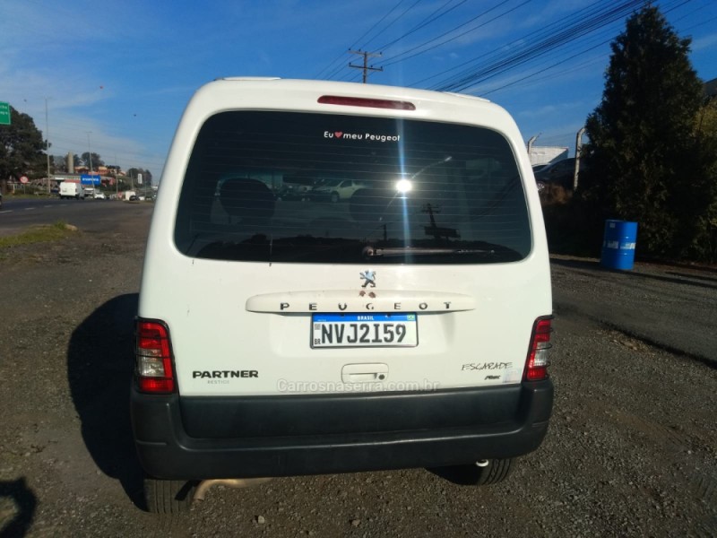 PARTNER 1.6 ESCAPADE 16V FLEX 4P MANUAL - 2011 - FARROUPILHA