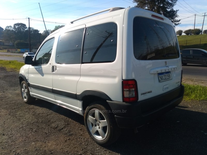 PARTNER 1.6 ESCAPADE 16V FLEX 4P MANUAL - 2011 - FARROUPILHA