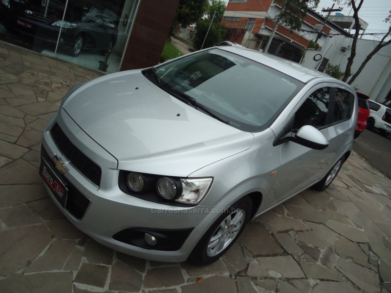SONIC 1.6 LT 16V FLEX 4P MANUAL - 2014 - NOVO HAMBURGO
