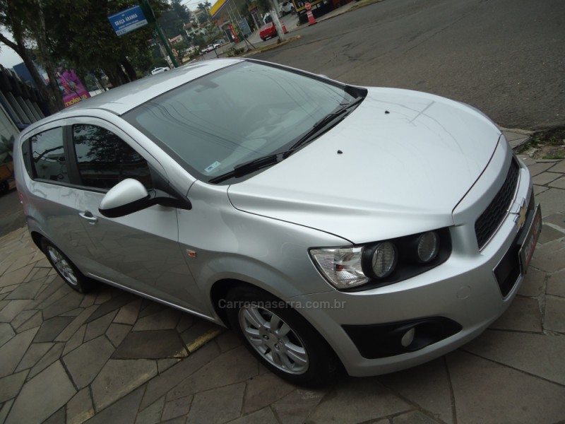 SONIC 1.6 LT 16V FLEX 4P MANUAL - 2014 - NOVO HAMBURGO