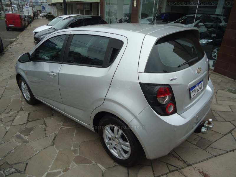 SONIC 1.6 LT 16V FLEX 4P MANUAL - 2014 - NOVO HAMBURGO