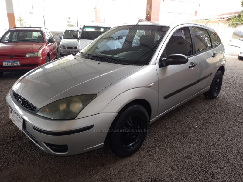 FOCUS 1.6 8V GASOLINA 4P MANUAL