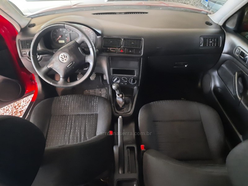 GOLF 1.6 8V GASOLINA 4P MANUAL - 2001 - GARIBALDI