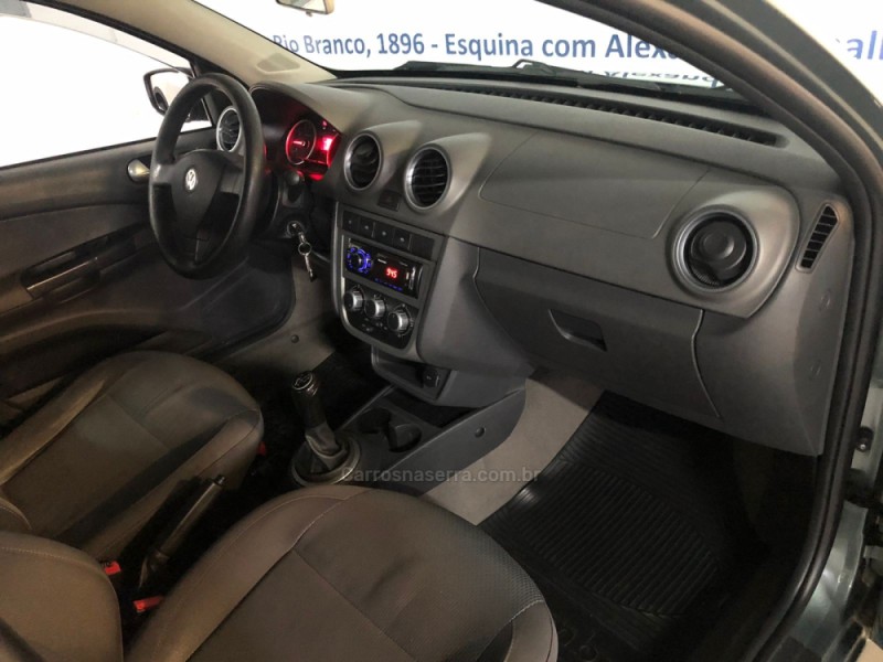 VOYAGE 1.6 MI COMFORTLINE 8V FLEX 4P MANUAL - 2012 - CAXIAS DO SUL