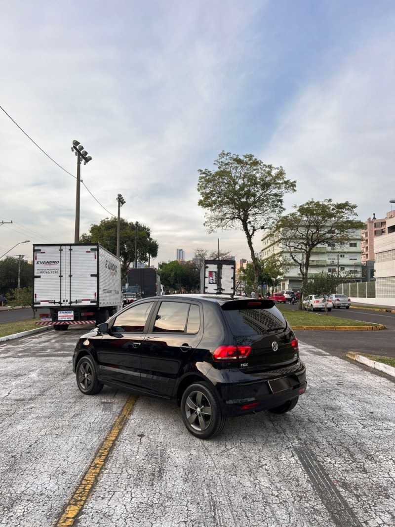 FOX 1.6 MSI RUN 8V FLEX 4P MANUAL - 2017 - NOVO HAMBURGO
