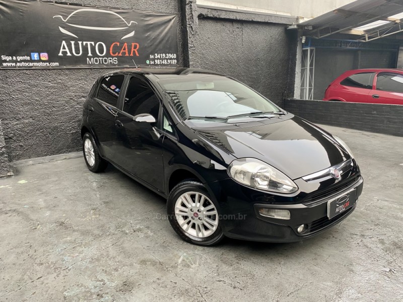 PUNTO 1.4 ATTRACTIVE 8V FLEX 4P MANUAL