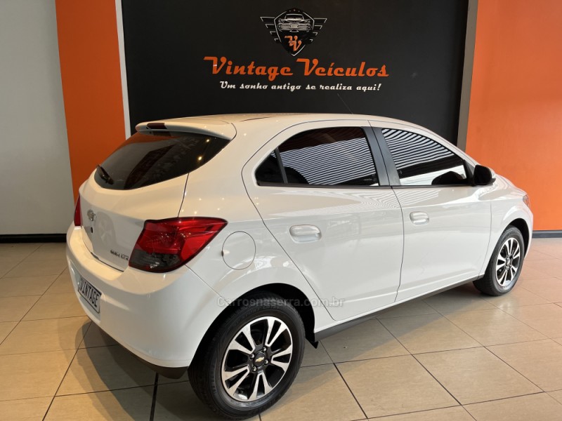 ONIX 1.4 MPFI LTZ 8V FLEX 4P MANUAL - 2013 - CAXIAS DO SUL