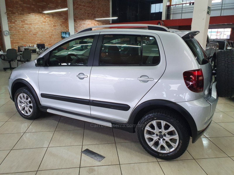 CROSSFOX 1.6 MI FLEX 8V 4P MANUAL - 2013 - FARROUPILHA