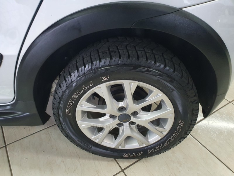 CROSSFOX 1.6 MI FLEX 8V 4P MANUAL - 2013 - FARROUPILHA