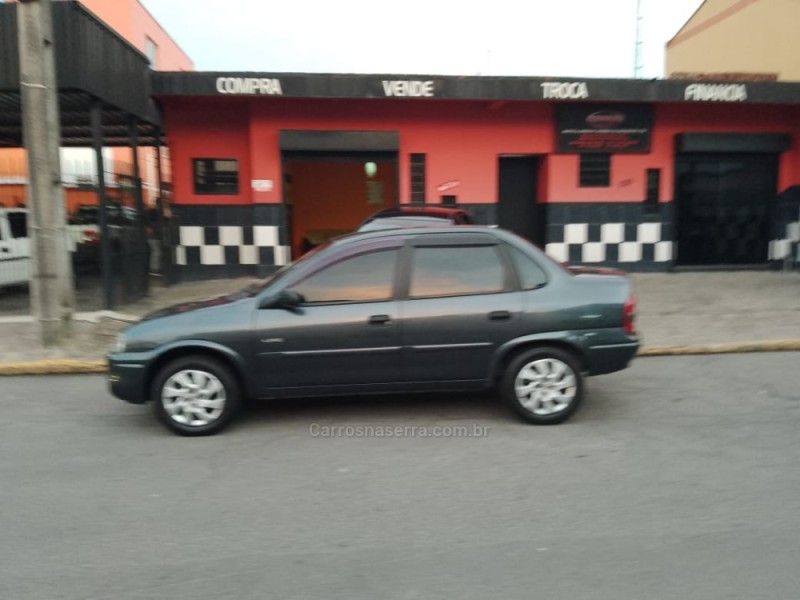 CLASSIC 1.0 MPFI LIFE 8V GASOLINA 4P MANUAL - 2009 - CAXIAS DO SUL
