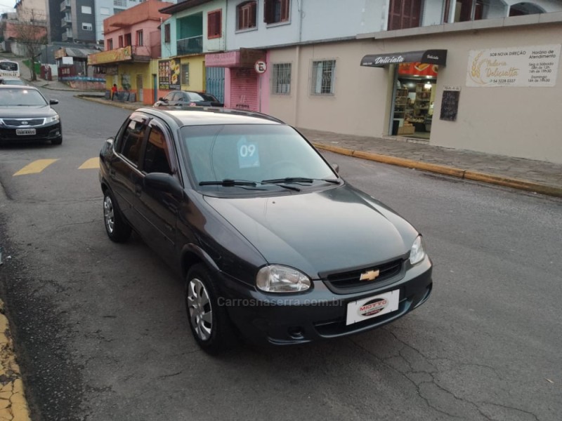 CLASSIC 1.0 MPFI LIFE 8V GASOLINA 4P MANUAL - 2009 - CAXIAS DO SUL