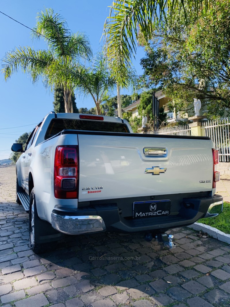 S10 2.8 LTZ 4X2 CD 16V TURBO DIESEL 4P AUTOMÁTICO - 2013 - CANELA