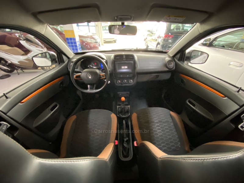 KWID 1.0 12V OUTSIDER FLEX 4P MANUAL - 2020 - NOVO HAMBURGO