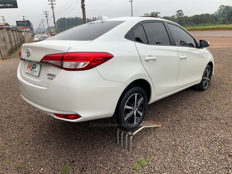 YARIS  - 2020 - BOM PRINCíPIO