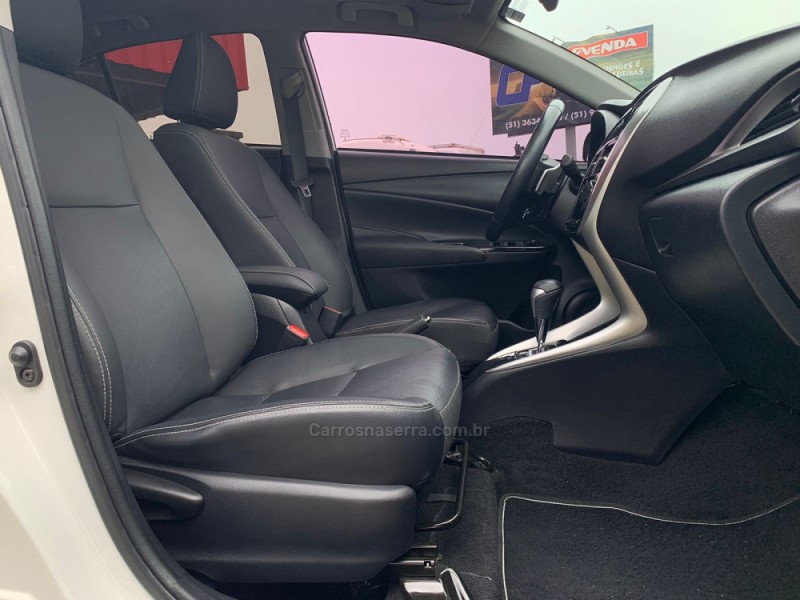 YARIS  - 2020 - BOM PRINCíPIO