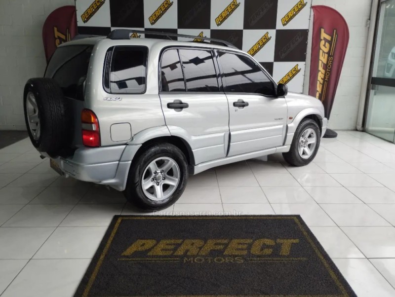 TRACKER 2.0 4X4 8V TURBO INTERCOOLER DIESEL 4P MANUAL - 2001 - PORTãO