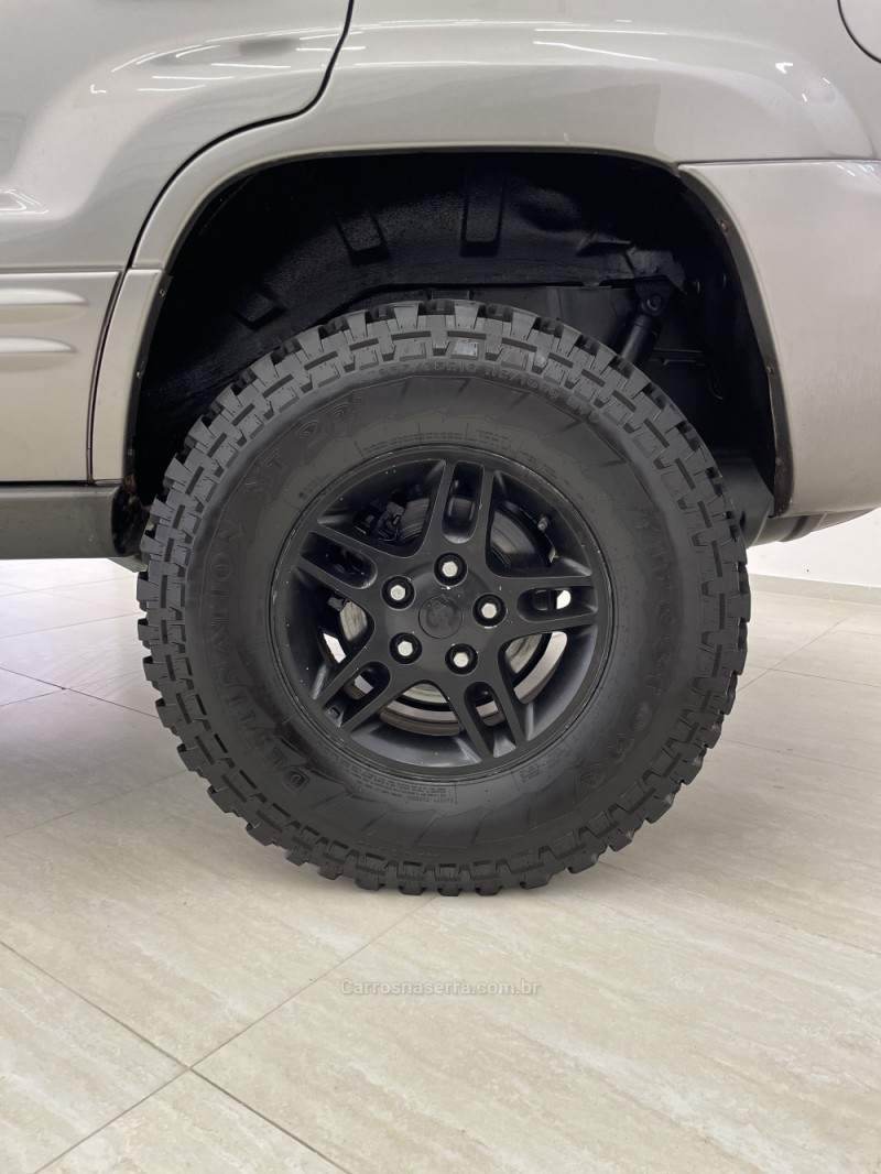 GRAND CHEROKEE 4.7 LIMITED 4X4 V8 16V GASOLINA 4P AUTOMÁTICO - 1999 - BENTO GONçALVES