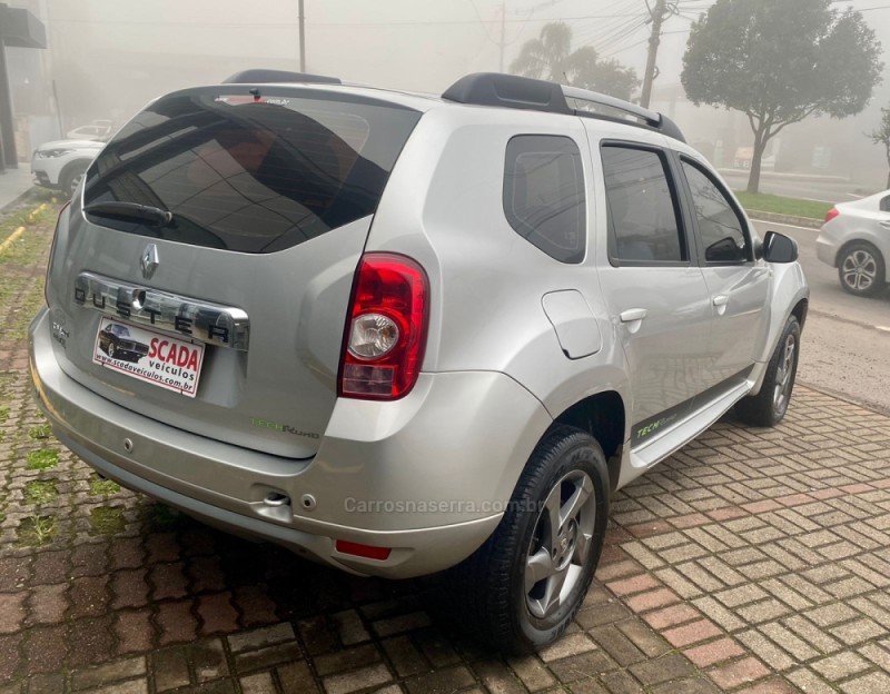 DUSTER 2.0 TECH ROAD II 4X2 16V FLEX 4P AUTOMÁTICO - 2013 - CAXIAS DO SUL