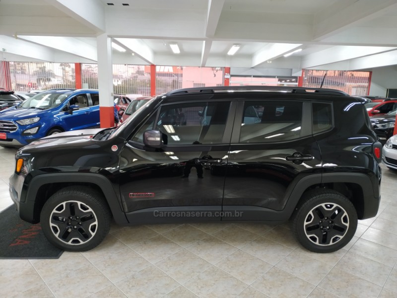 RENEGADE 2.0 16V TURBO DIESEL TRAILHAWK 4P 4X4 AUTOMÁTICO - 2016 - CAXIAS DO SUL