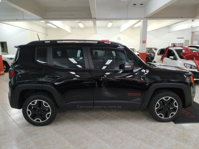 RENEGADE 2.0 16V TURBO DIESEL TRAILHAWK 4P 4X4 AUTOMÁTICO - 2016 - CAXIAS DO SUL