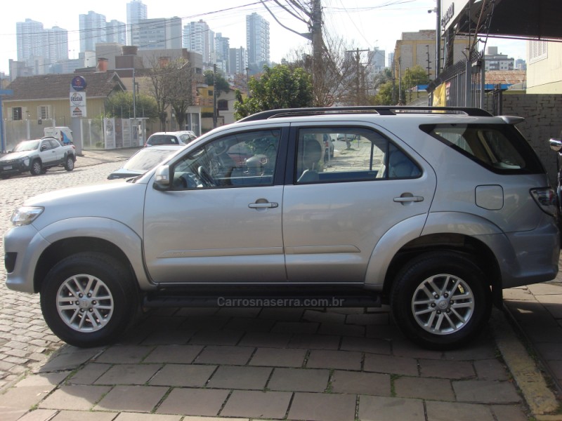 HILUX SW4 2.7 SR 4X2 16V FLEX 4P MANUAL - 2015 - CAXIAS DO SUL