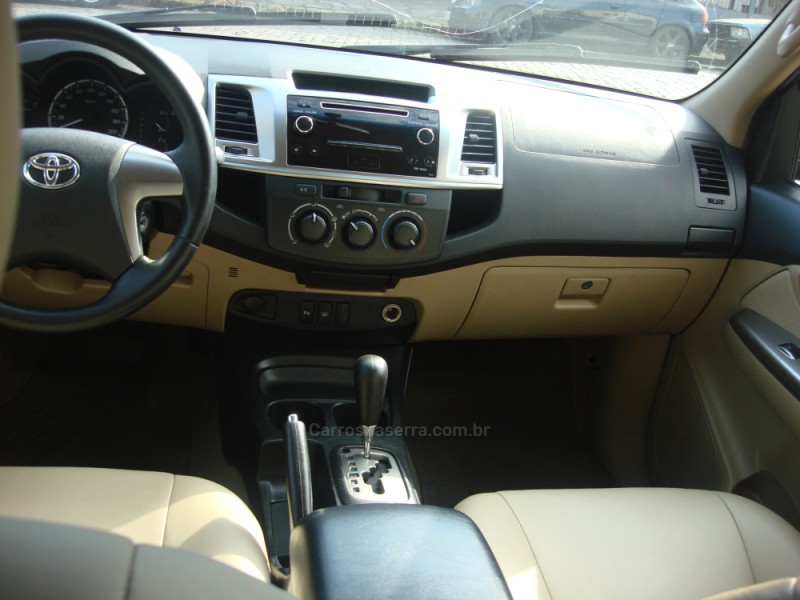 HILUX SW4 2.7 SR 4X2 16V FLEX 4P MANUAL - 2015 - CAXIAS DO SUL