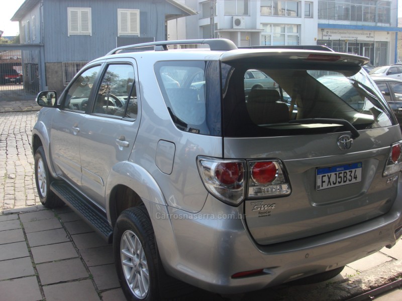 HILUX SW4 2.7 SR 4X2 16V FLEX 4P MANUAL - 2015 - CAXIAS DO SUL