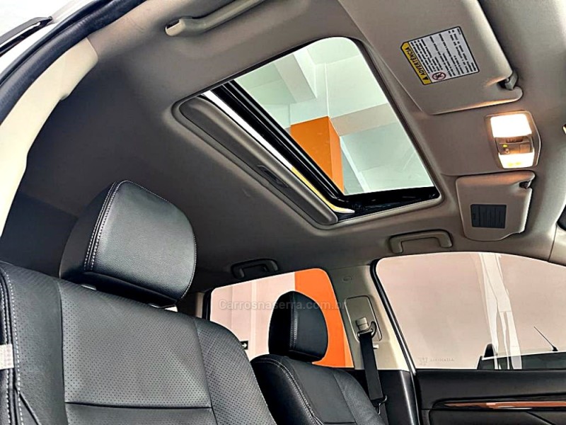OUTLANDER 3.0 GT 4X4 V6 24V GASOLINA 4P AUTOMÁTICO - 2018 - CAXIAS DO SUL
