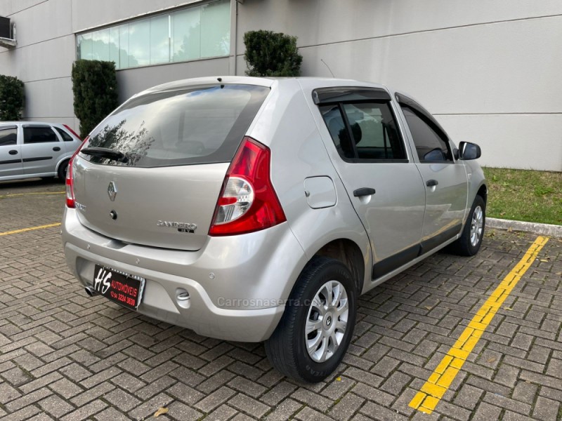 SANDERO 1.0 EXPRESSION 16V FLEX 4P MANUAL - 2010 - CAXIAS DO SUL