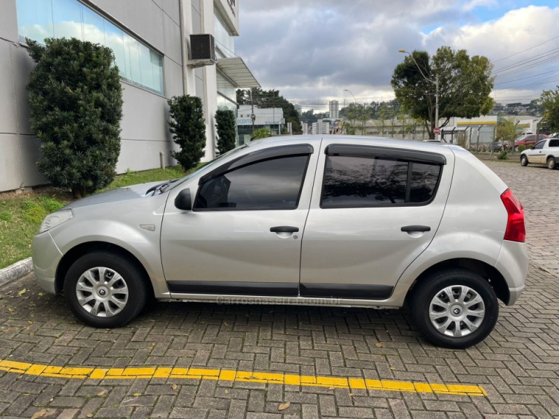SANDERO 1.0 EXPRESSION 16V FLEX 4P MANUAL - 2010 - CAXIAS DO SUL