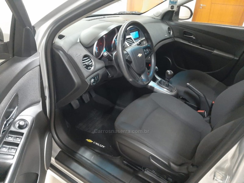 CRUZE 1.8 LT 16V FLEX 4P MANUAL - 2015 - CAXIAS DO SUL