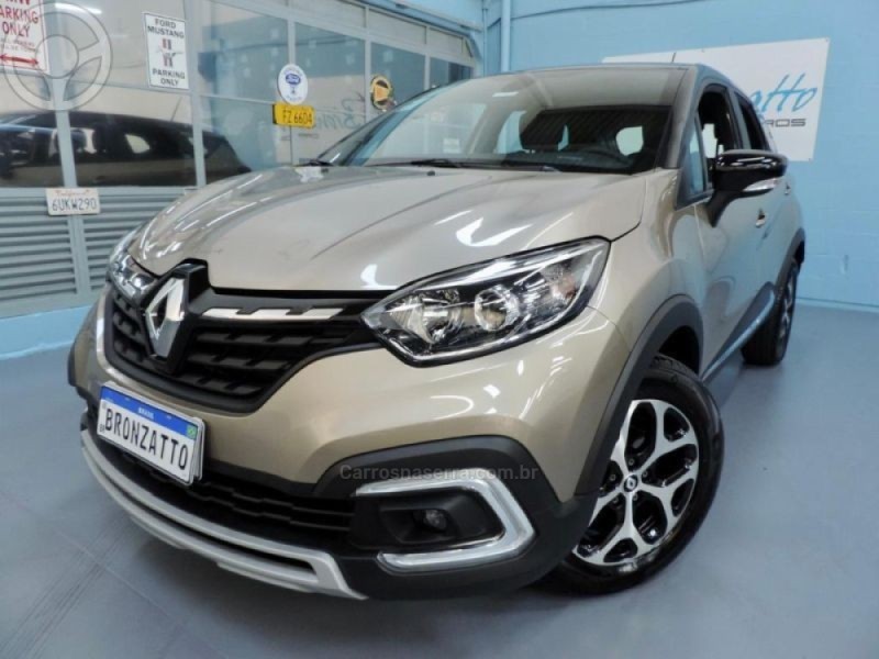 captur 1.6 16v flex intense automatico 2022 porto alegre