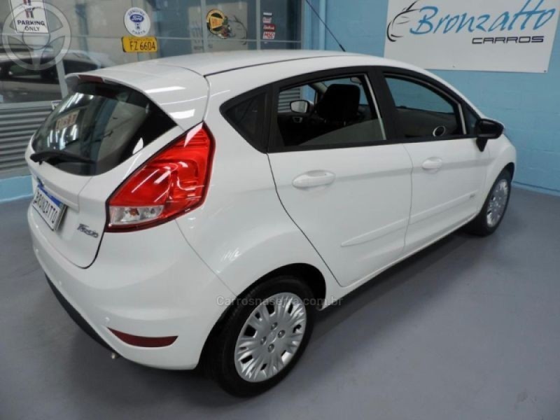 FIESTA 1.6 SE HATCH 16V FLEX 4P MANUAL - 2017 - PORTO ALEGRE