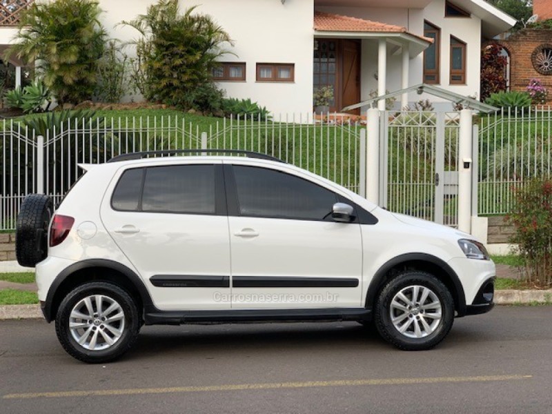 CROSSFOX 1.6 MI FLEX 8V 4P MANUAL - 2014 - CAMPO BOM