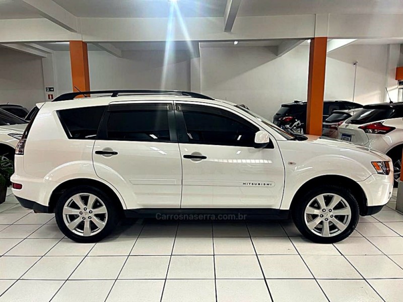 OUTLANDER 2.0 16V GASOLINA 4P AUTOMÁTICO - 2013 - CAXIAS DO SUL