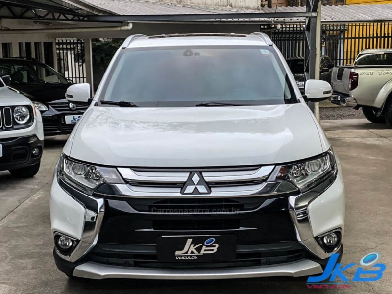 OUTLANDER 2.0 16V GASOLINA 4P AUTOMÁTICO - 2017 - NOVO HAMBURGO