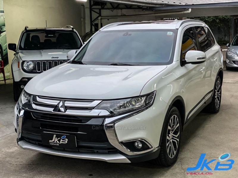 outlander 2.0 16v gasolina 4p automatico 2017 novo hamburgo