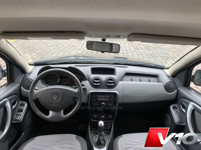 DUSTER 1.6 DYNAMIQUE 4X2 16V FLEX 4P MANUAL - 2013 - CAXIAS DO SUL