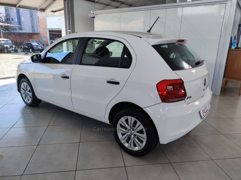 GOL 1.6 MSI 8V TOTALFLEX 4P MANUAL - 2021 - TAPEJARA