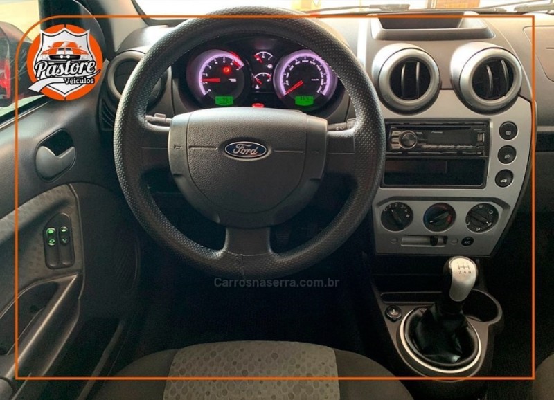 FIESTA 1.0 ROCAM SE 8V FLEX 4P MANUAL - 2014 - VACARIA