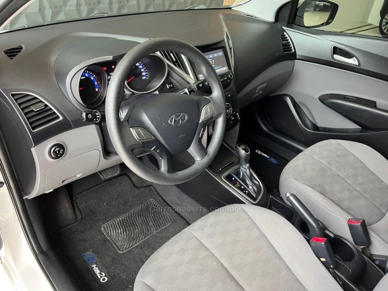 HB20S 1.6 COMFORT STYLE 16V FLEX 4P AUTOMÁTICO - 2018 - NOVO HAMBURGO