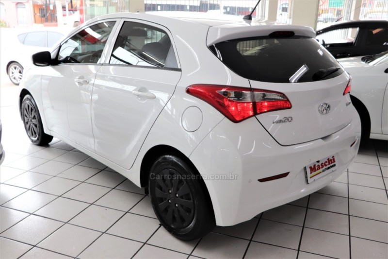 HB20 1.6 COMFORT 16V FLEX 4P MANUAL - 2014 - CAXIAS DO SUL