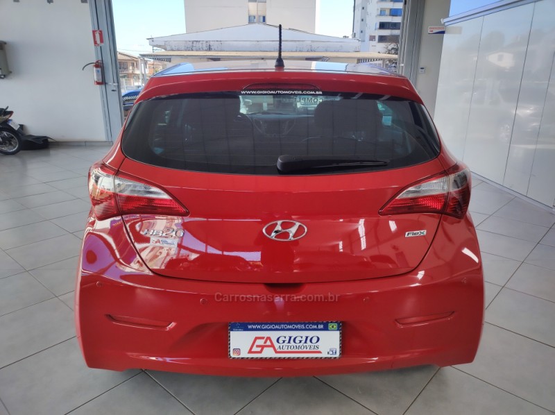 HB20 1.0 COMFORT PLUS 12V FLEX 4P MANUAL - 2014 - TAPEJARA