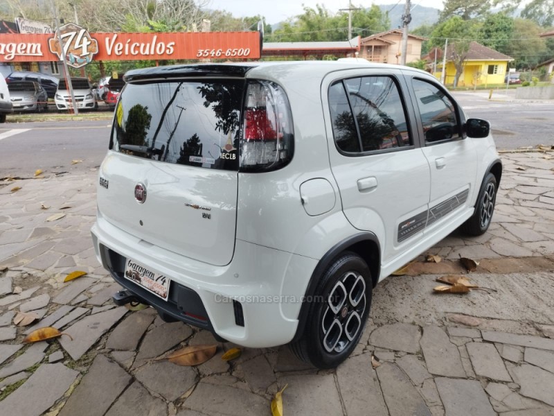 UNO 1.4 EVO SPORTING 8V FLEX 4P AUTOMATIZADO - 2015 - TRêS COROAS