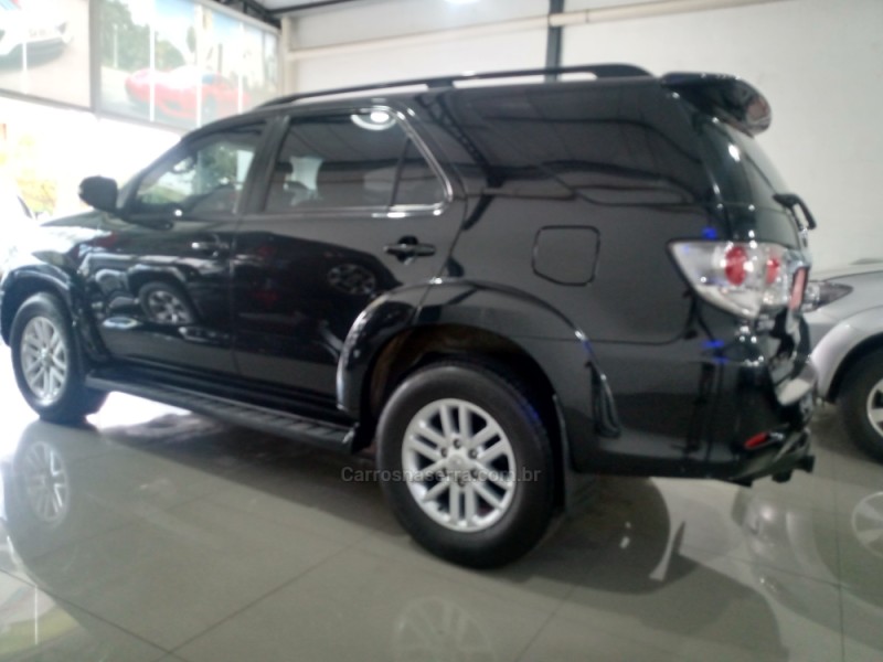 HILUX SW4 3.0 SRV 4X4 16V TURBO INTERCOOLER DIESEL 4P AUTOMÁTICO - 2014 - CAXIAS DO SUL