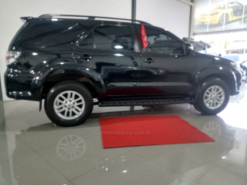 HILUX SW4 3.0 SRV 4X4 16V TURBO INTERCOOLER DIESEL 4P AUTOMÁTICO - 2014 - CAXIAS DO SUL